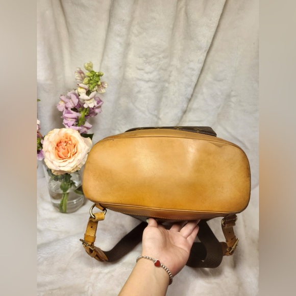 Auth Louis Vuitton Montsouris GM backpack - Picture 5 of 16